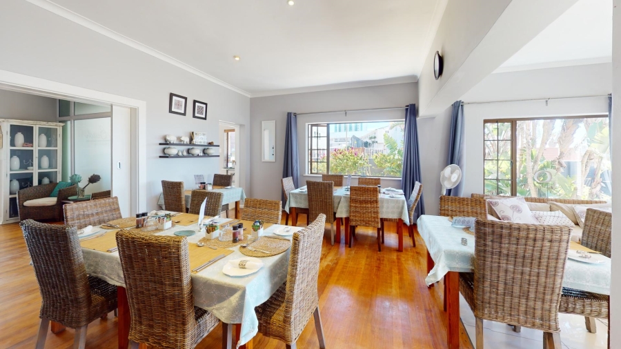 10 Bedroom Property for Sale in Summerstrand Eastern Cape